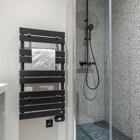 La Croix - Old Town Modern Apartment - 2 Bedrooms Ницца Экстерьер фото