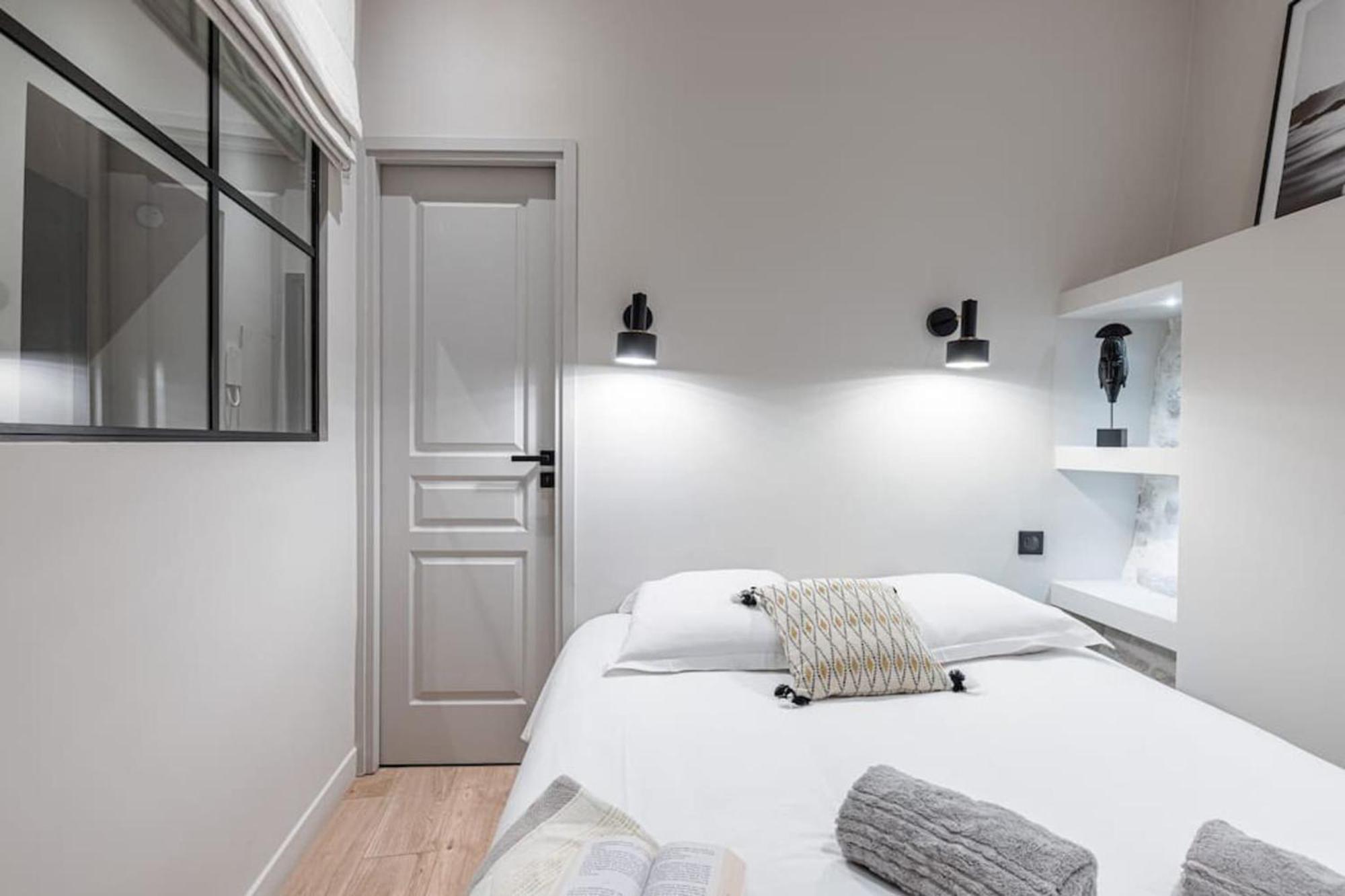 La Croix - Old Town Modern Apartment - 2 Bedrooms Ницца Экстерьер фото