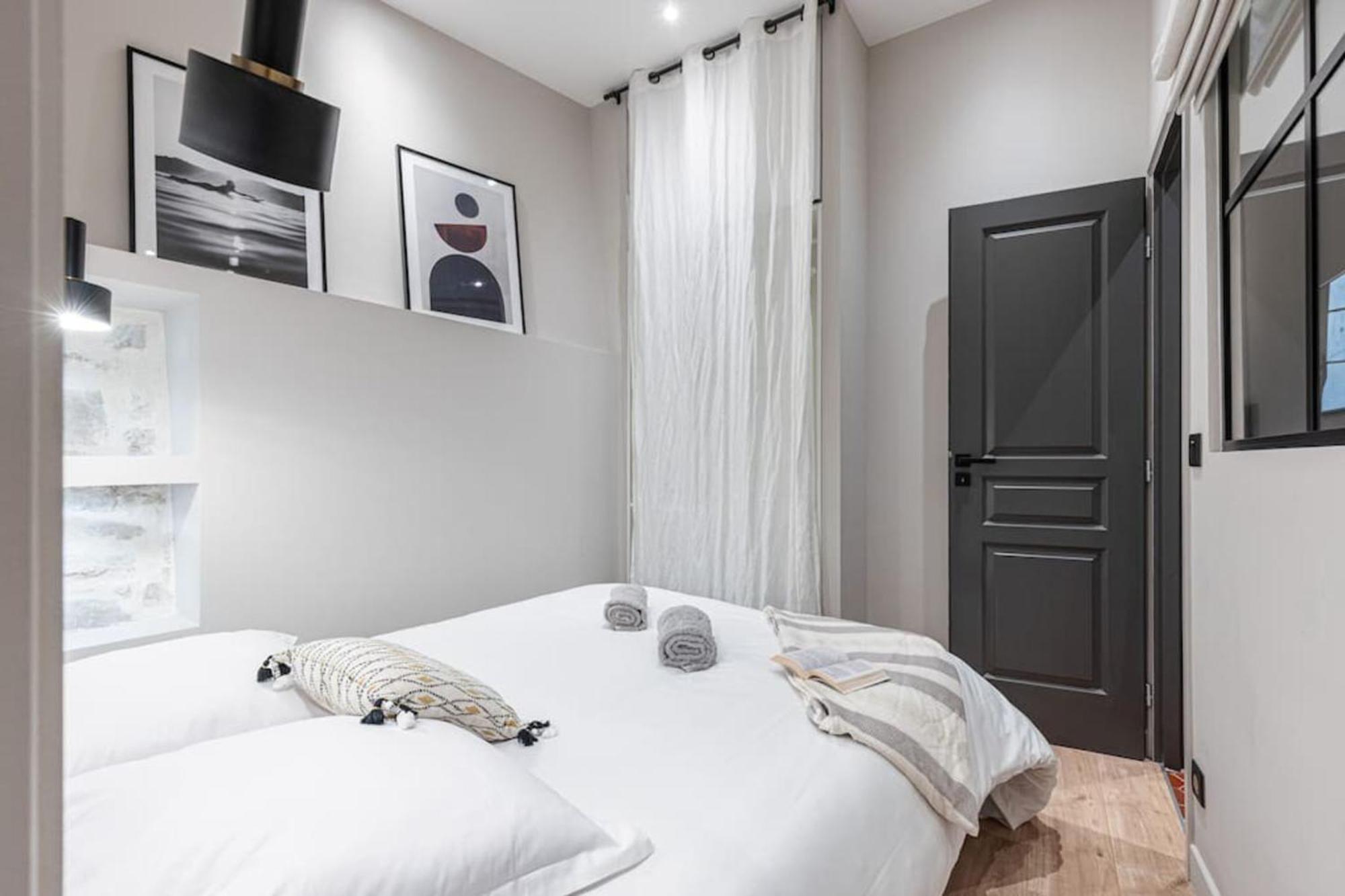 La Croix - Old Town Modern Apartment - 2 Bedrooms Ницца Экстерьер фото